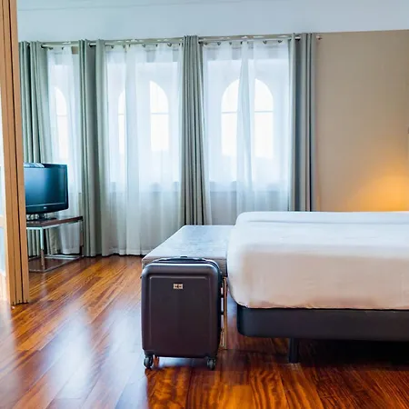 ホテル コンポステラ
