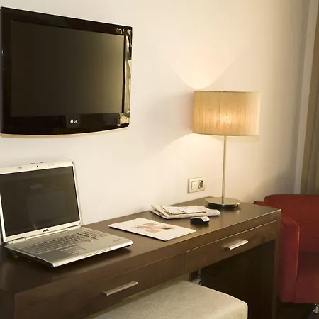 Compostela Hotell 4*